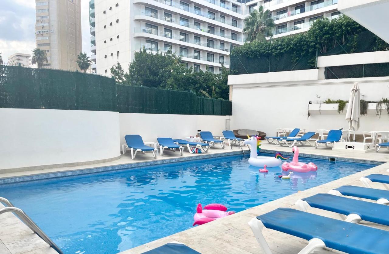 Lovely Holidays Benidorm Exterior foto